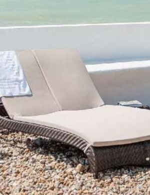 Cream Rattan Outdoor Lounger - 03B